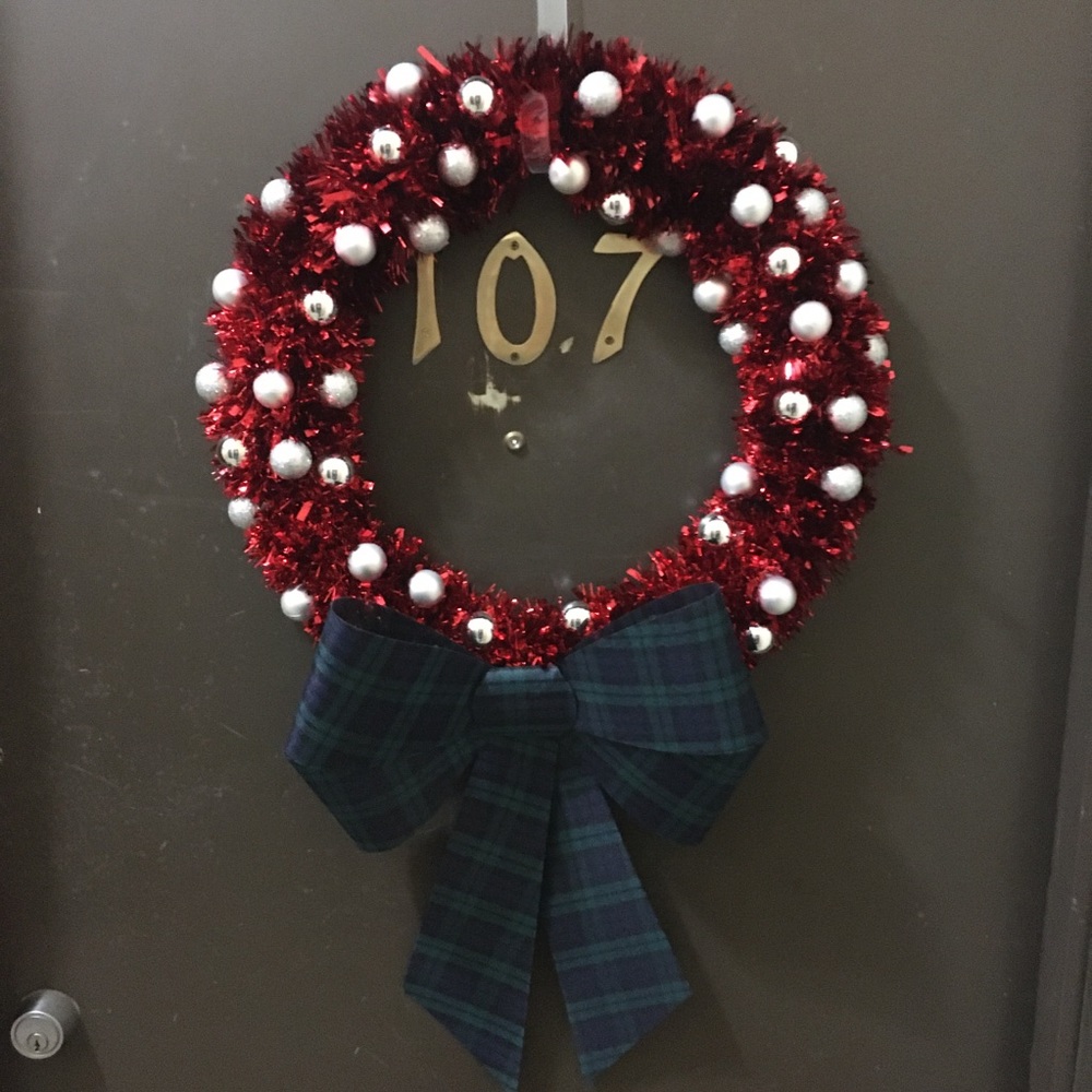 Red and silver tinsel wreath